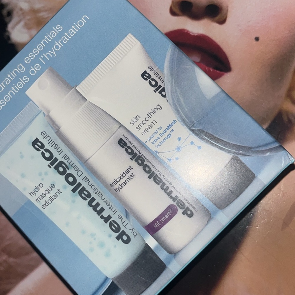 🧖🏻‍♂️ or 🧖🏻‍♀️ • 🧬 Dermalogica x Mini Kit 🧬• 🧖🏻‍♀️ or 🧖🏻‍♂️